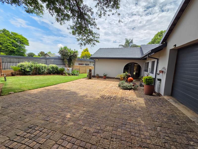 3 Bedroom Property for Sale in Sinoville Gauteng