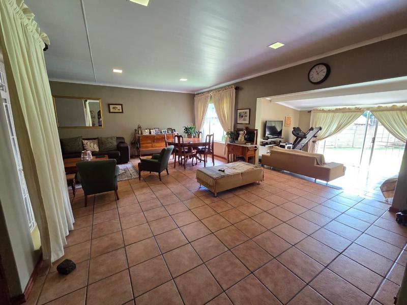 3 Bedroom Property for Sale in Sinoville Gauteng