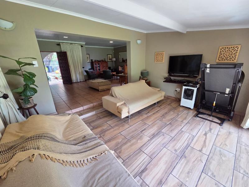 3 Bedroom Property for Sale in Sinoville Gauteng