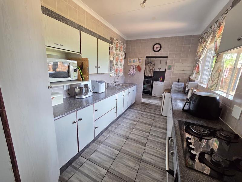 3 Bedroom Property for Sale in Sinoville Gauteng