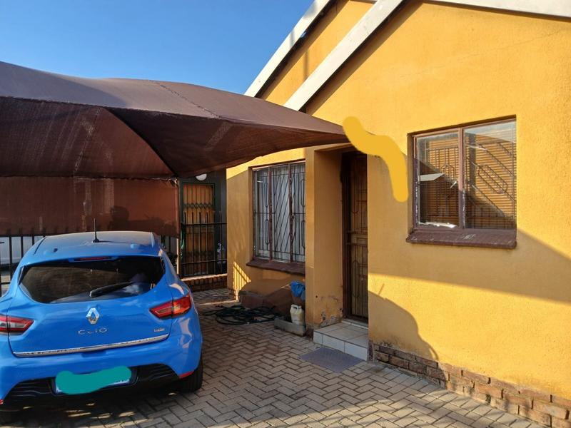 2 Bedroom Property for Sale in Soshanguve VV Gauteng