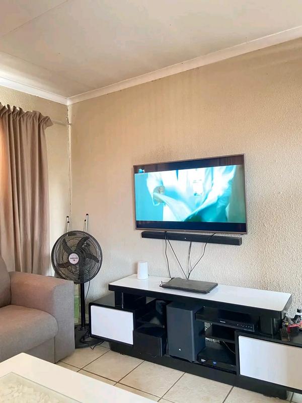 2 Bedroom Property for Sale in Soshanguve VV Gauteng