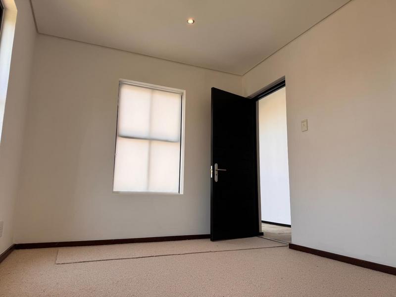 6 Bedroom Property for Sale in Dainfern Gauteng