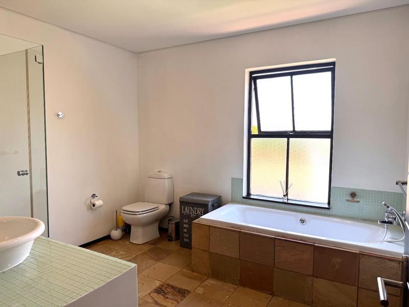 6 Bedroom Property for Sale in Dainfern Gauteng