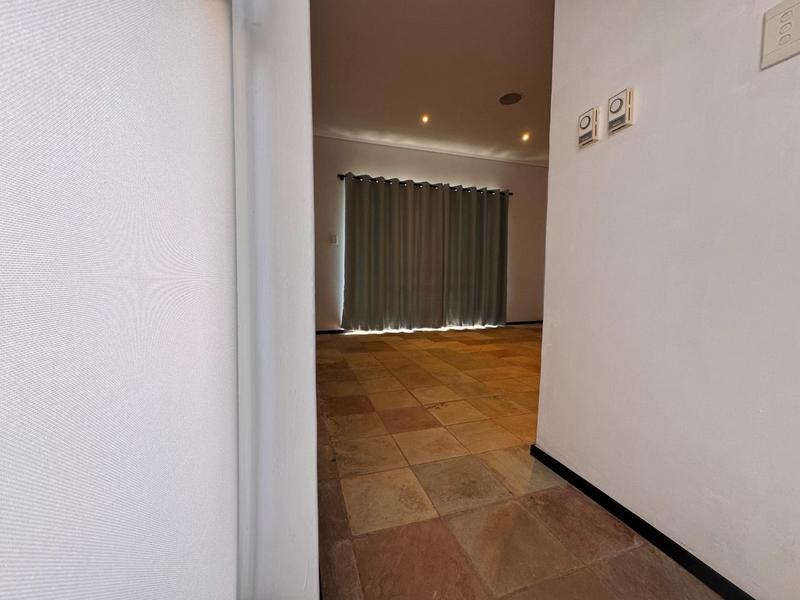 6 Bedroom Property for Sale in Dainfern Gauteng