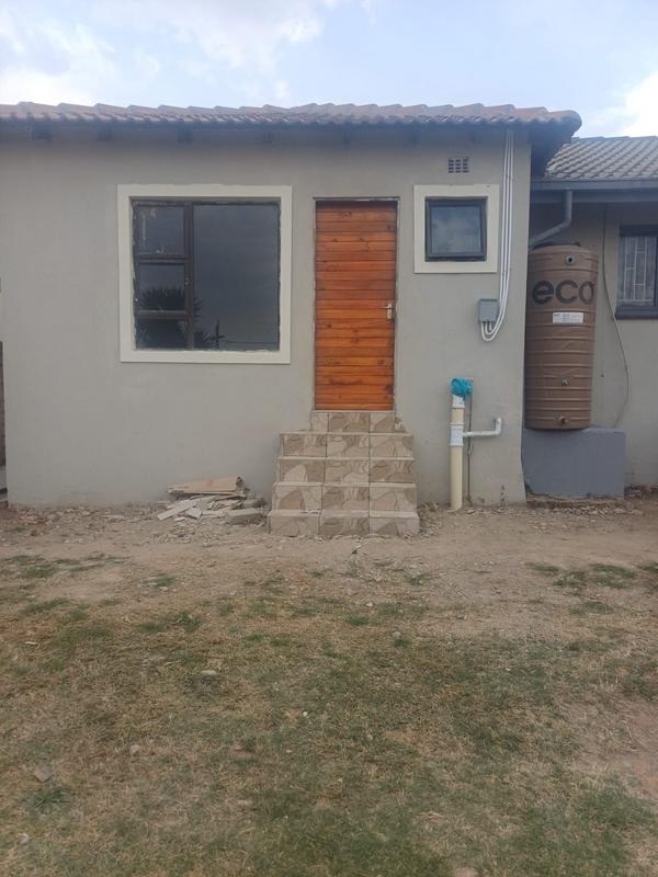 To Let 1 Bedroom Property for Rent in Birchleigh North Gauteng