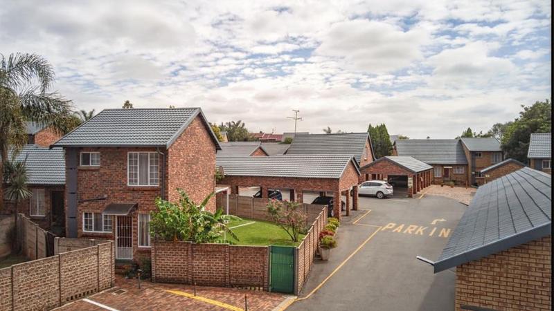 2 Bedroom Property for Sale in Van Riebeeck Park Gauteng