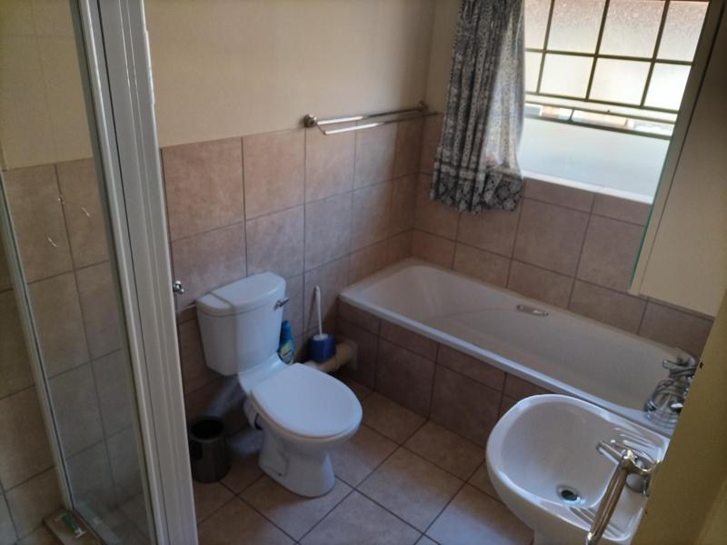 4 Bedroom Property for Sale in Hazeldean Gauteng