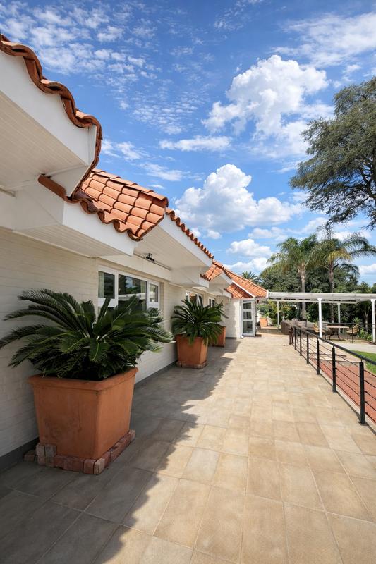 5 Bedroom Property for Sale in Waterkloof Ridge Gauteng