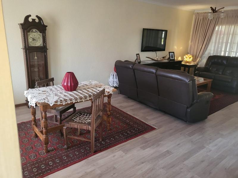 To Let 1 Bedroom Property for Rent in Sunair Park Gauteng