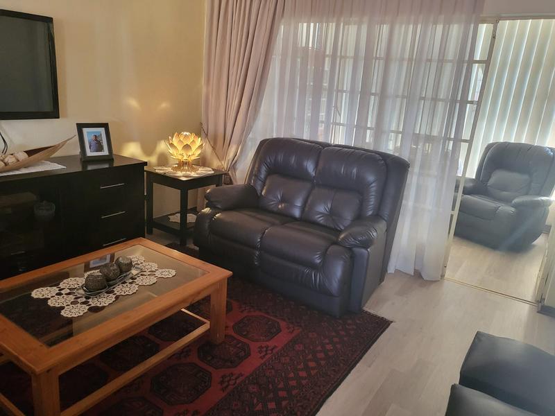 To Let 1 Bedroom Property for Rent in Sunair Park Gauteng