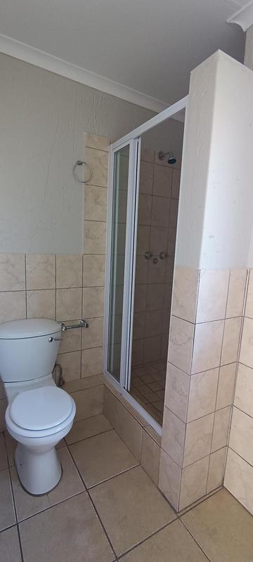 To Let 3 Bedroom Property for Rent in Kenleaf Gauteng