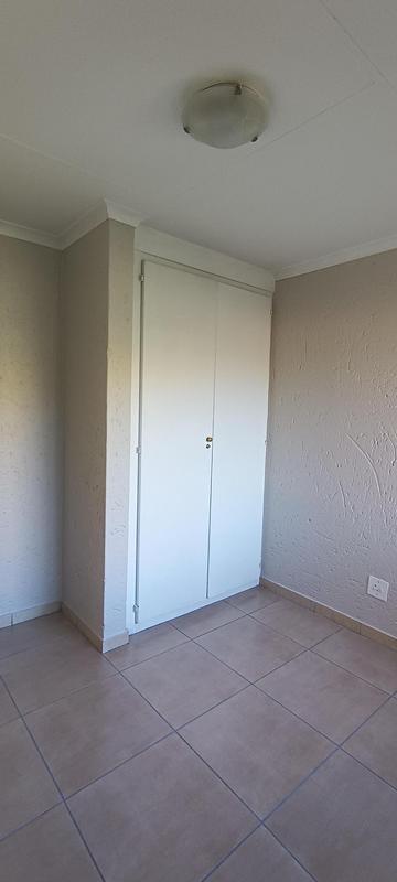 To Let 3 Bedroom Property for Rent in Kenleaf Gauteng