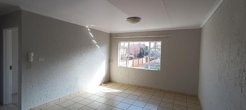 To Let 3 Bedroom Property for Rent in Kenleaf Gauteng