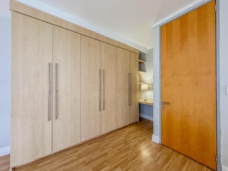 To Let 1 Bedroom Property for Rent in Sandown Gauteng