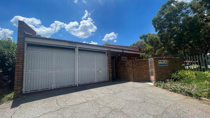 3 Bedroom Property for Sale in Flora Gardens Gauteng