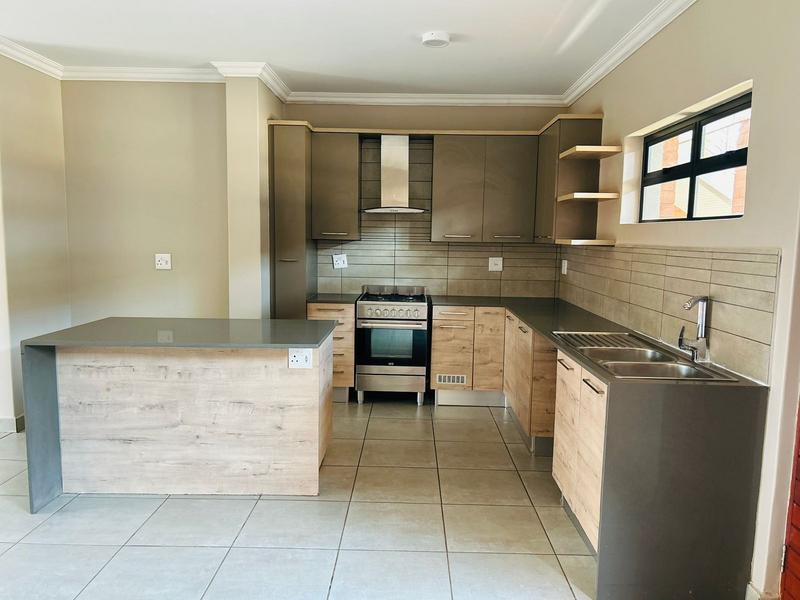 To Let 2 Bedroom Property for Rent in Six Fountains Residential Estate Gauteng