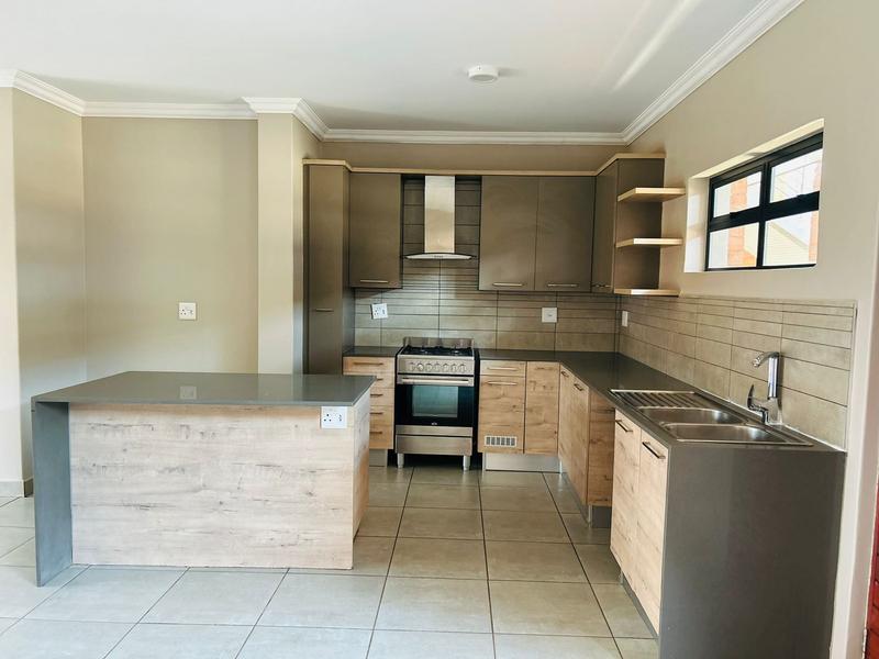 To Let 2 Bedroom Property for Rent in Six Fountains Residential Estate Gauteng