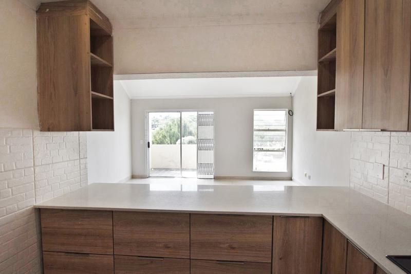 To Let 3 Bedroom Property for Rent in Sandown Gauteng