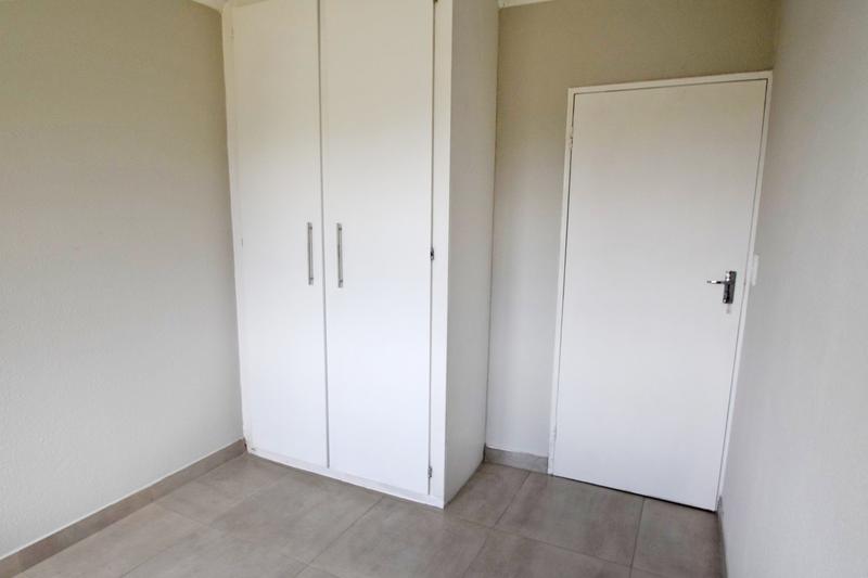 To Let 3 Bedroom Property for Rent in Sandown Gauteng