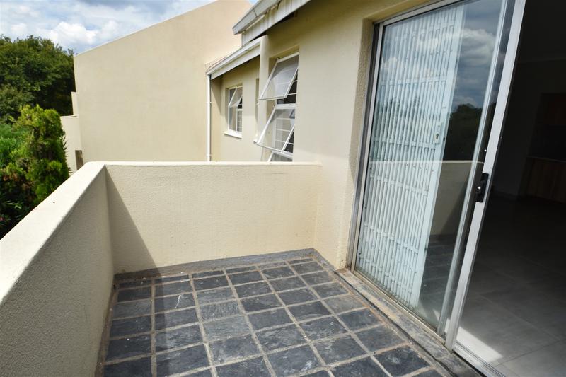 To Let 3 Bedroom Property for Rent in Sandown Gauteng