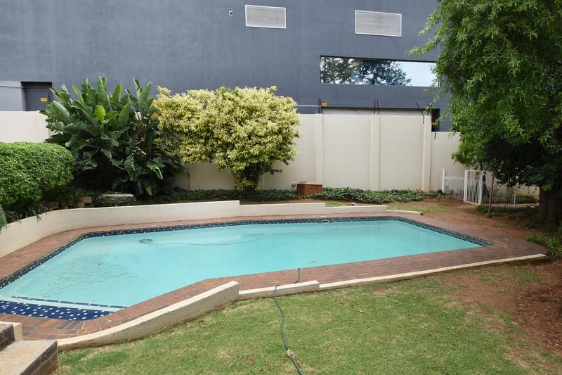 To Let 3 Bedroom Property for Rent in Sandown Gauteng