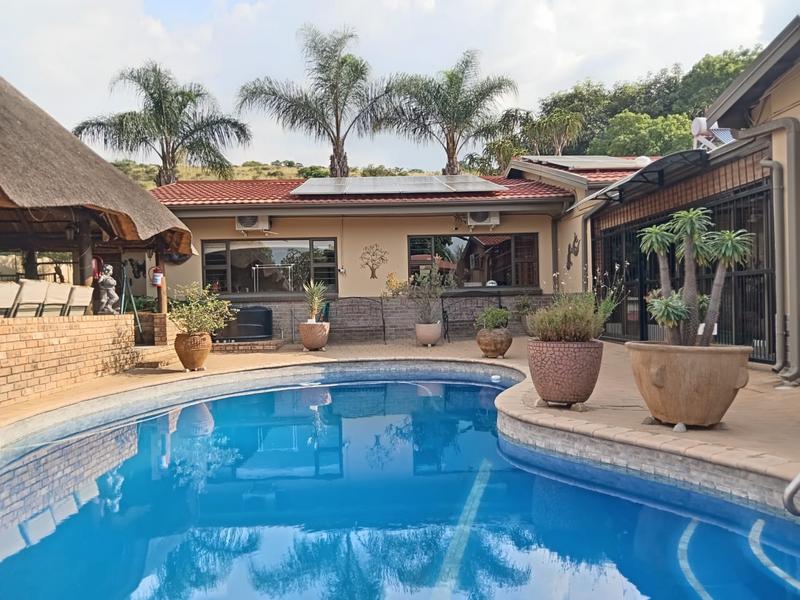 5 Bedroom Property for Sale in Pretoria Gardens Gauteng