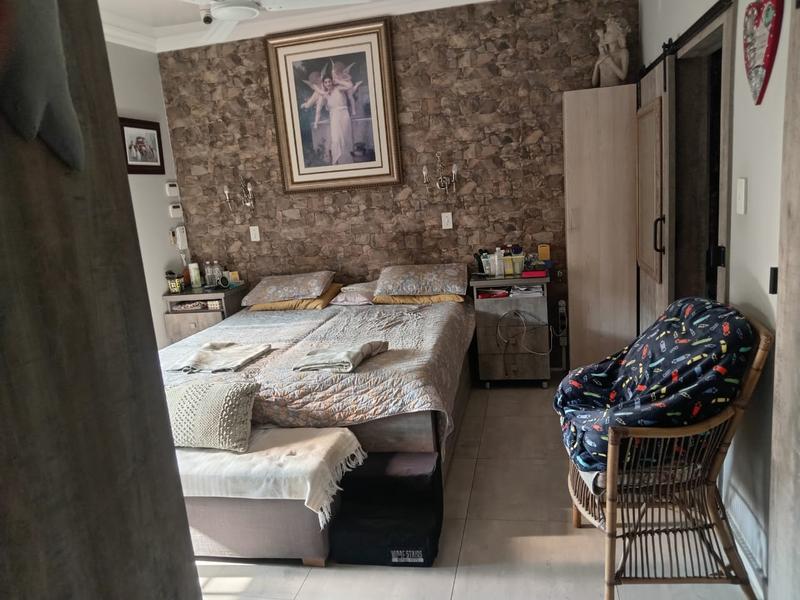 5 Bedroom Property for Sale in Pretoria Gardens Gauteng