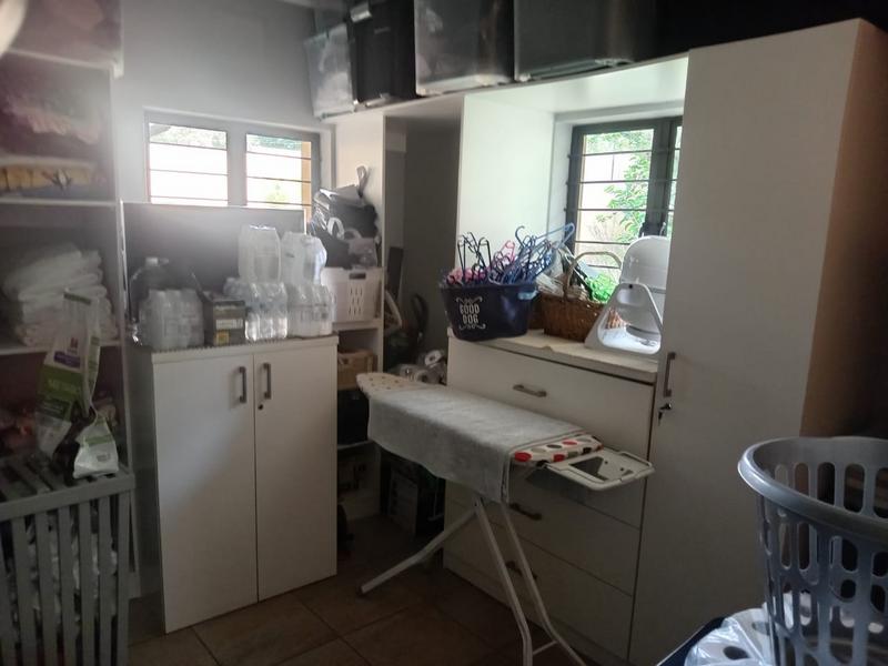 5 Bedroom Property for Sale in Pretoria Gardens Gauteng