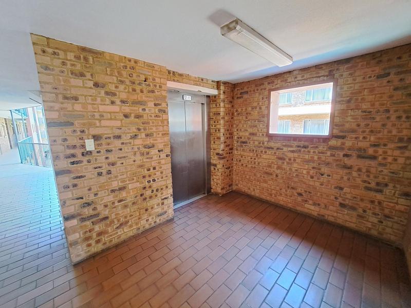 To Let 3 Bedroom Property for Rent in Die Hoewes Gauteng