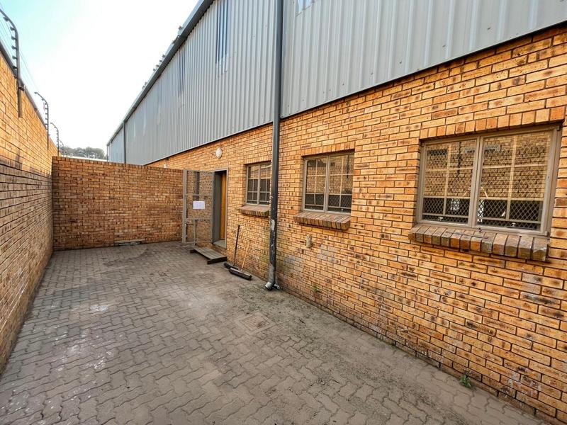 To Let commercial Property for Rent in Hennopspark Gauteng