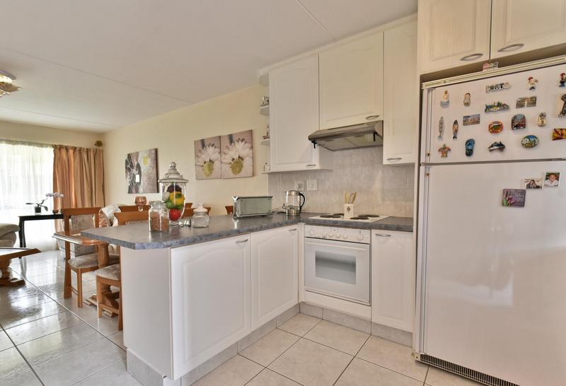 3 Bedroom Property for Sale in Oakdene Gauteng