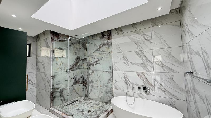 7 Bedroom Property for Sale in Midstream Ridge Gauteng