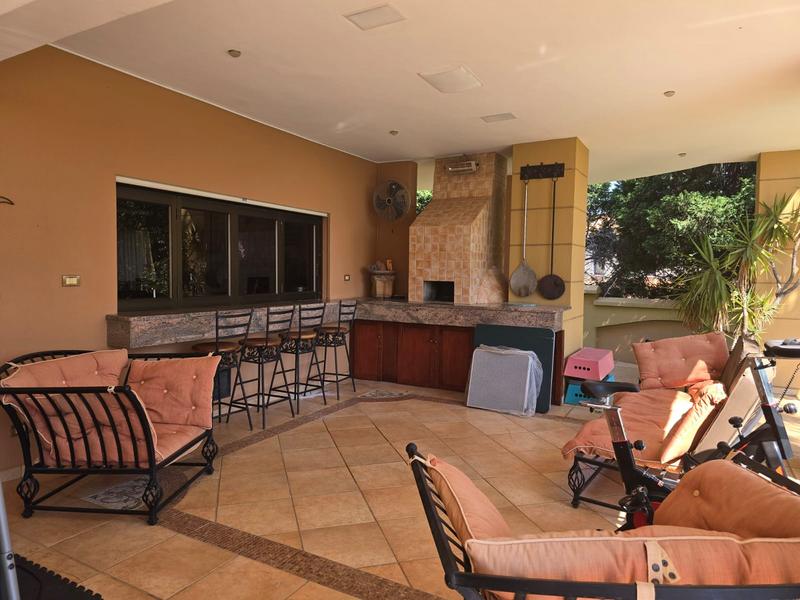 To Let 4 Bedroom Property for Rent in Waterkloof Ridge Gauteng