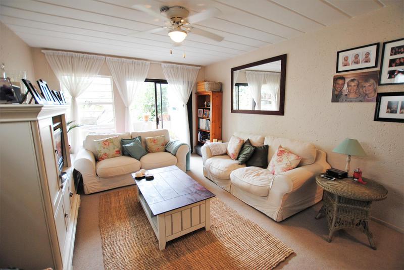 1 Bedroom Property for Sale in Rivonia Gauteng