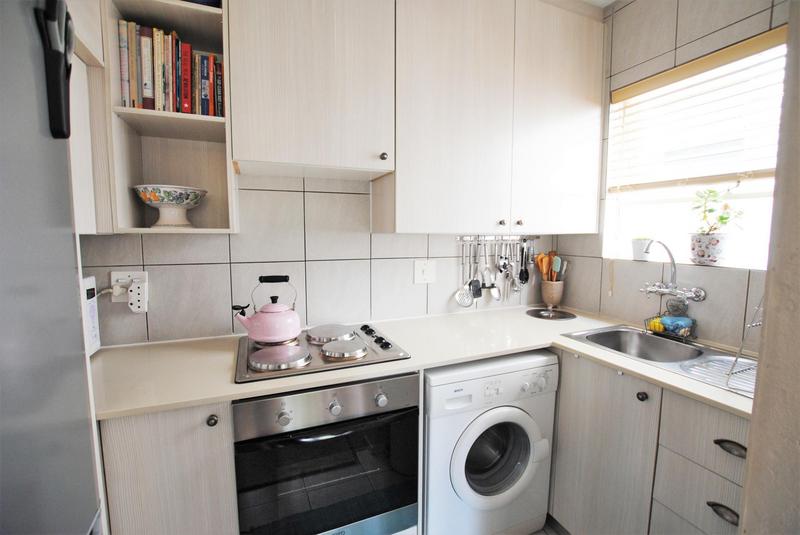 1 Bedroom Property for Sale in Rivonia Gauteng