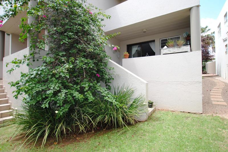 1 Bedroom Property for Sale in Rivonia Gauteng