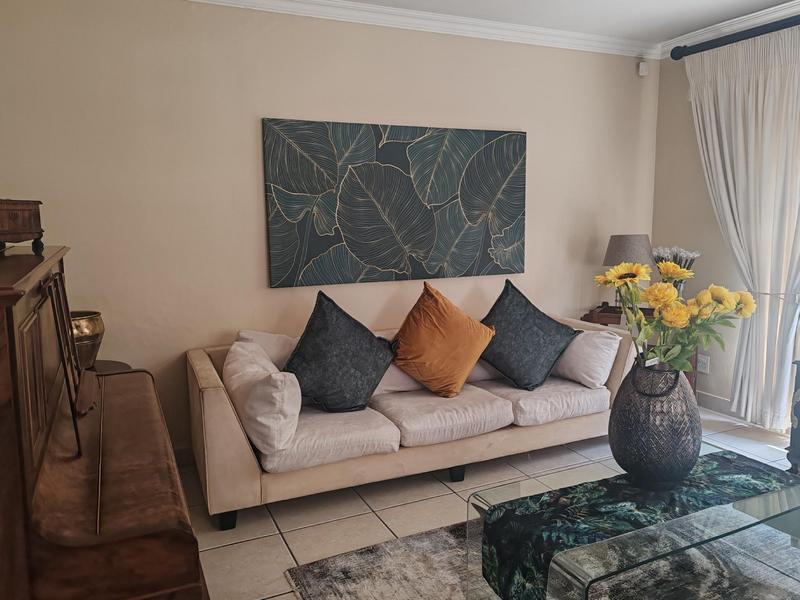 To Let 4 Bedroom Property for Rent in Bedfordview Gauteng