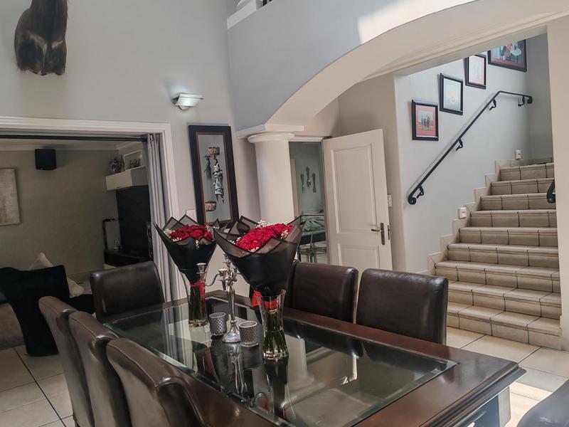 To Let 4 Bedroom Property for Rent in Bedfordview Gauteng