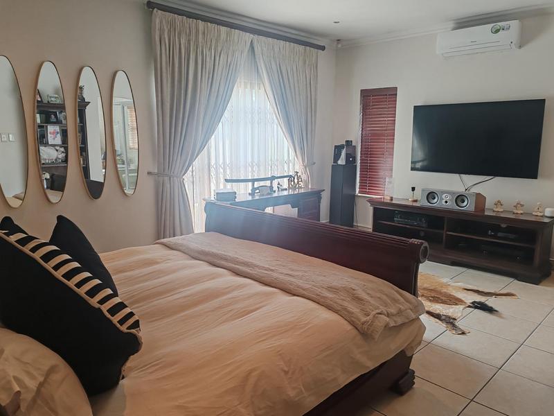 To Let 4 Bedroom Property for Rent in Bedfordview Gauteng