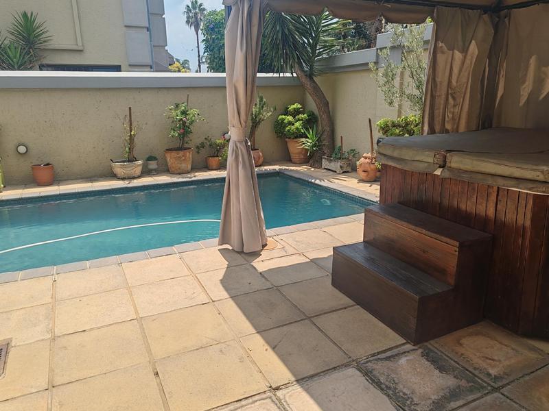 To Let 4 Bedroom Property for Rent in Bedfordview Gauteng