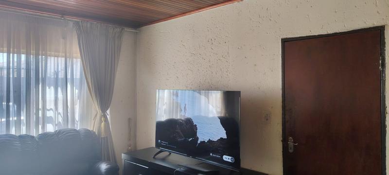 To Let 3 Bedroom Property for Rent in Kagiso Gauteng