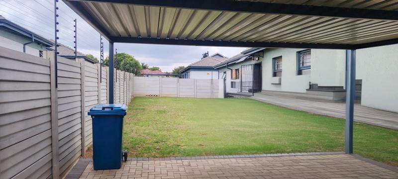 4 Bedroom Property for Sale in Mindalore Gauteng