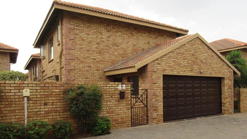 3 Bedroom Property for Sale in Willowbrook Gauteng