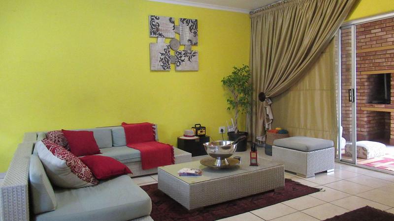 3 Bedroom Property for Sale in Willowbrook Gauteng