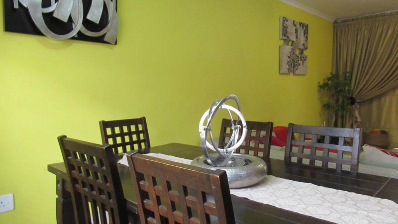 3 Bedroom Property for Sale in Willowbrook Gauteng