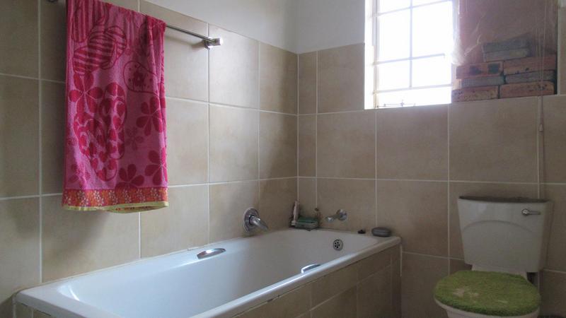 3 Bedroom Property for Sale in Willowbrook Gauteng