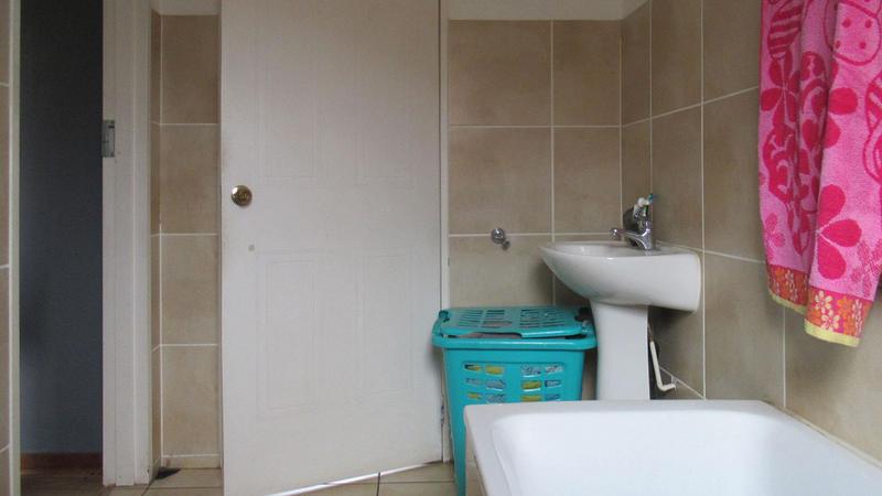 3 Bedroom Property for Sale in Willowbrook Gauteng