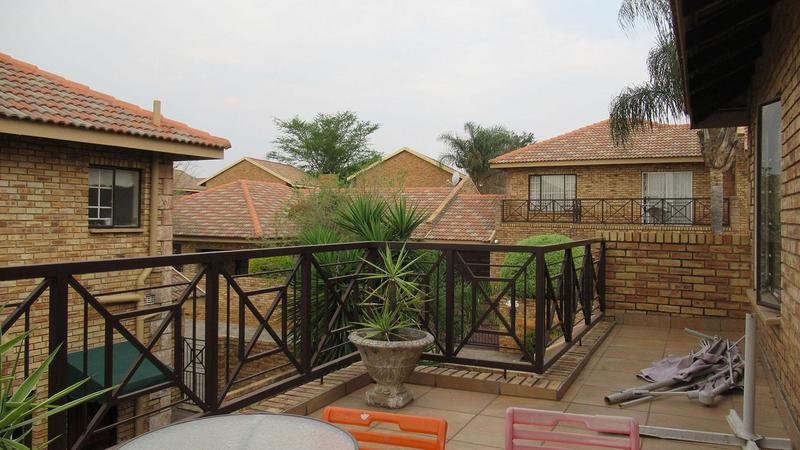 3 Bedroom Property for Sale in Willowbrook Gauteng