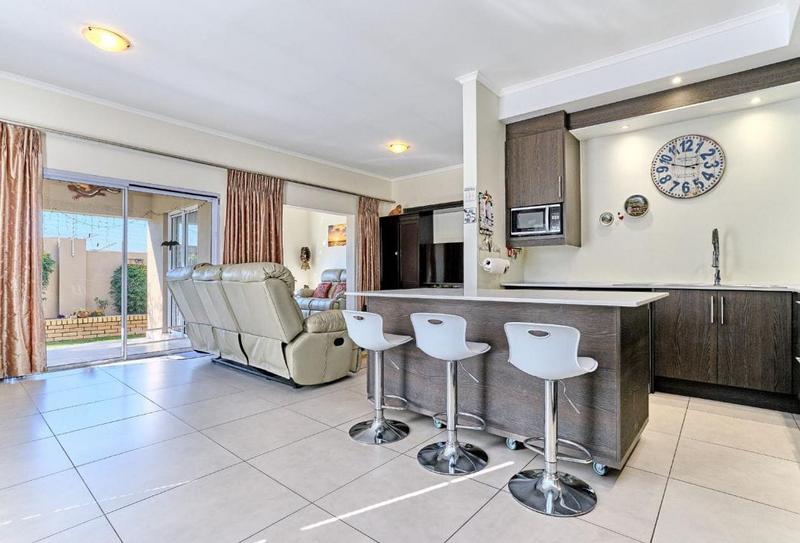 3 Bedroom Property for Sale in Carlswald Gauteng